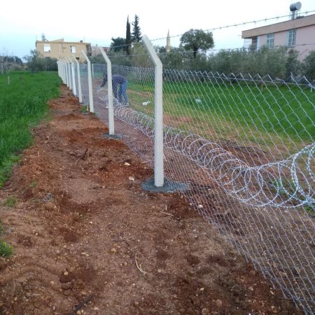 2.40 BETON DİREK ÜZERİ HELEZONİK JİLETLİ TEL YAPIM AŞAMASI